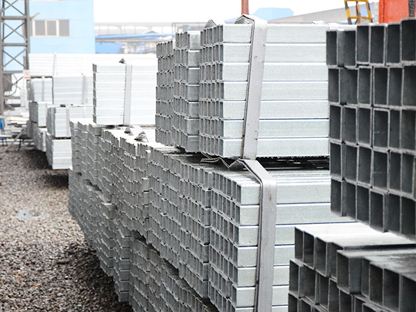 宝运莱热镀锌方矩管